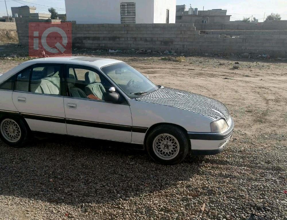 اوبل أوميغا